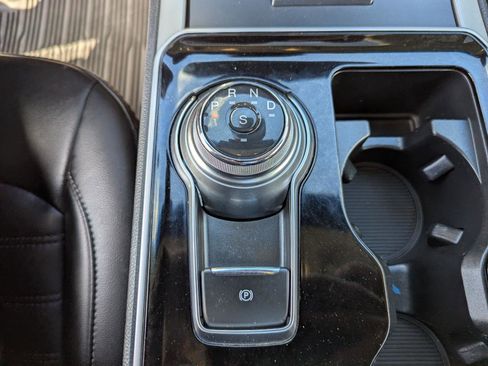 Used 2020 Ford Edge SEL w/ Convenience Package AWD/4WD image 24