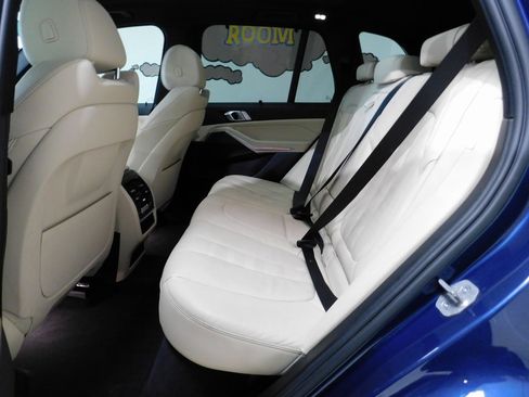 Used 2021 BMW X5 xDrive40i image 78