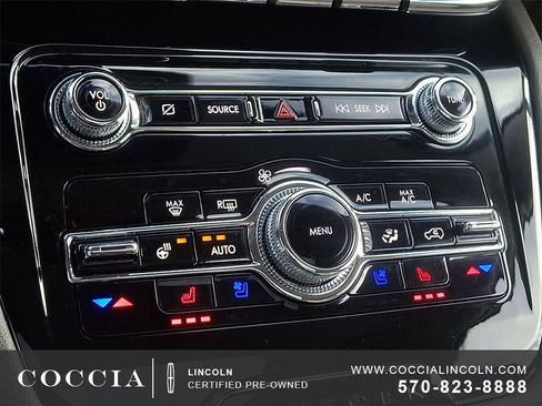 Certified 2022 Lincoln Corsair Reserve w/ Equipment Group 201A image 17