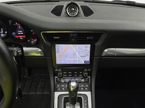 Used 2018 Porsche 911 Carrera RWD image 24
