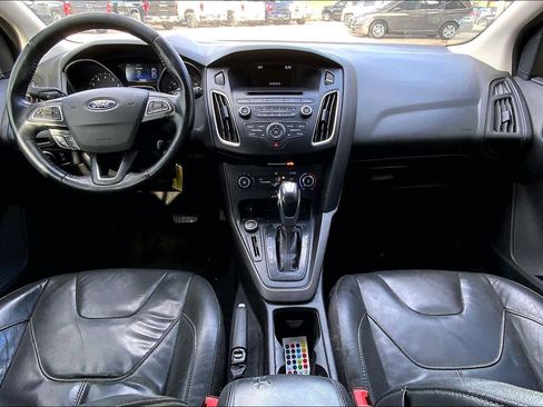 Used 2015 Ford Focus SE w/ Equipment Group 201A image 15