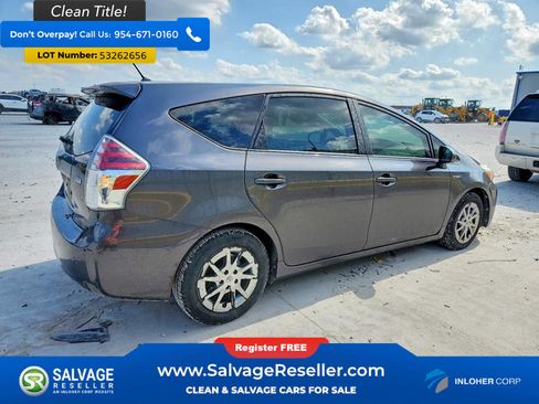Used 2015 Toyota Prius V Two FWD image 4