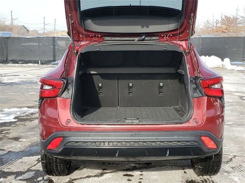 Certified 2025 Chevrolet Trax RS w/ Driver Confidence Package image 24