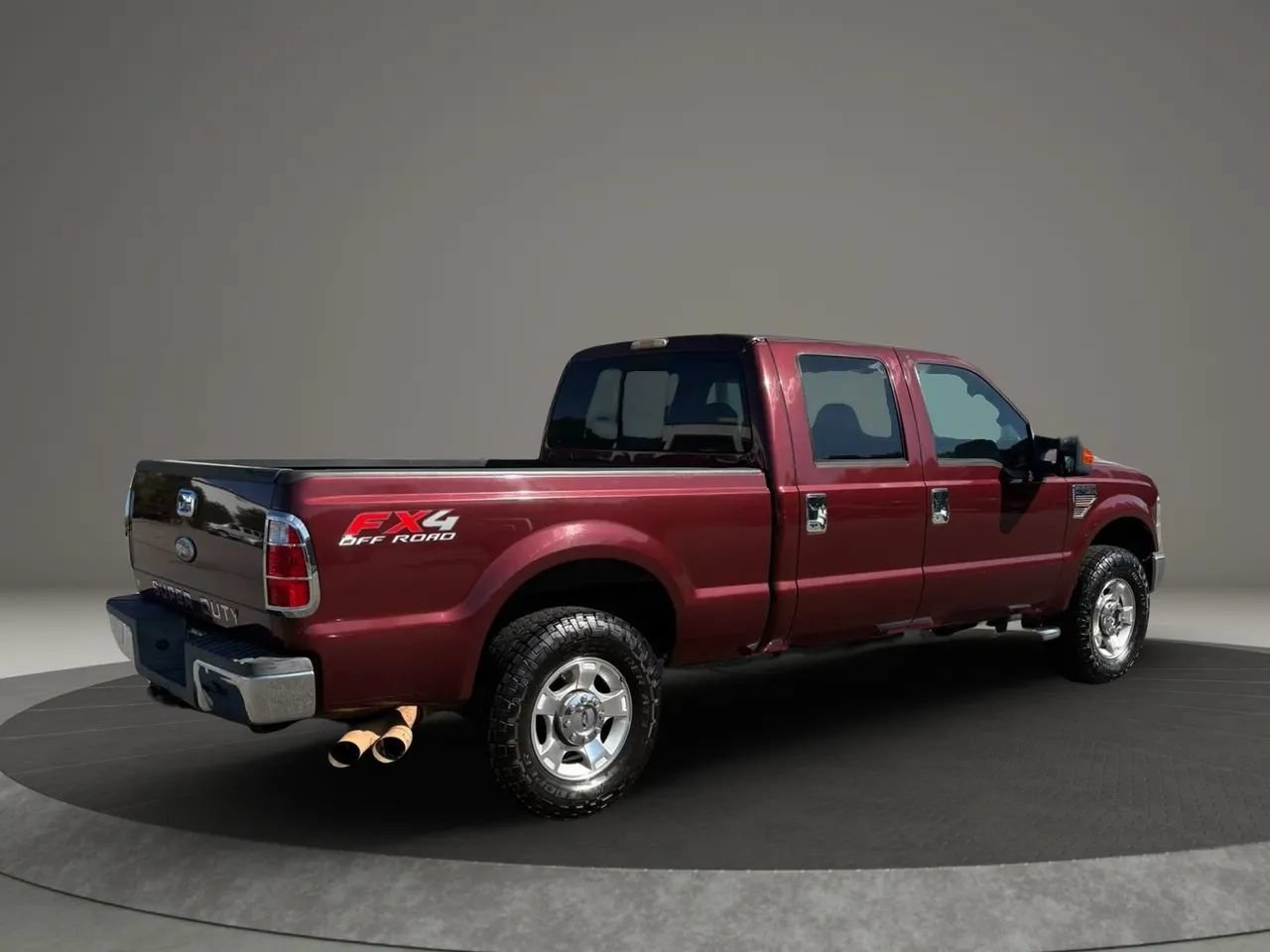 Used 2010 Ford F250 XLT AWD/4WD image 5