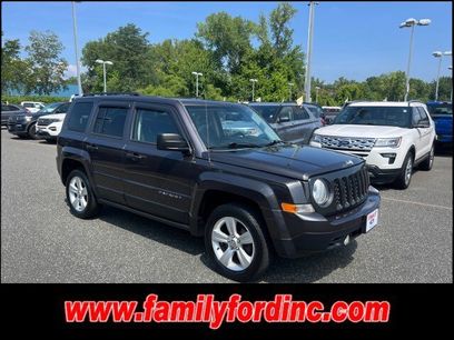 Used 2015 Jeep Patriot Latitude w/ Sun/Sound Group