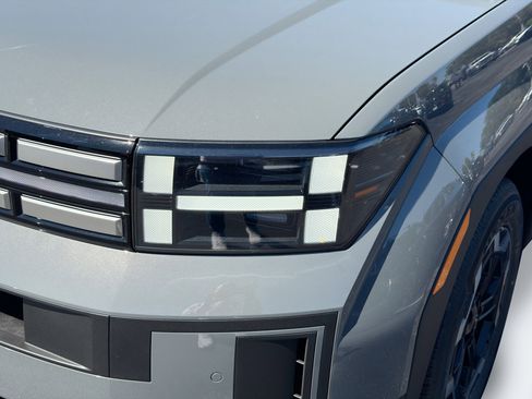 New 2026 Hyundai Santa Fe SE image 9