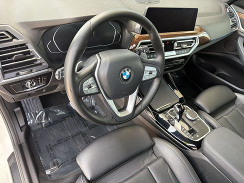Used 2022 BMW X3 xDrive30i w/ Convenience Package AWD/4WD image 4