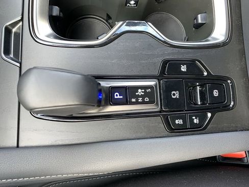 Used 2024 Lexus RX 350h w/ Convenience Package image 25