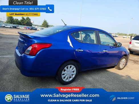 Used 2017 Nissan Versa SV FWD image 4