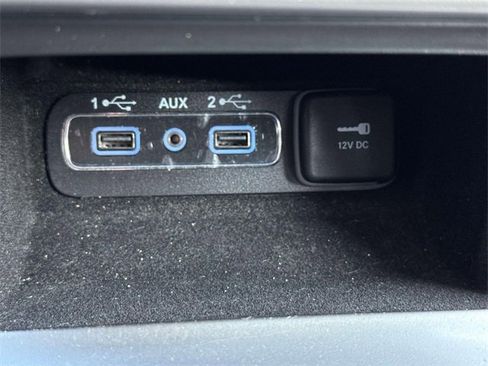 Used 2020 Jeep Grand Cherokee Overland image 13