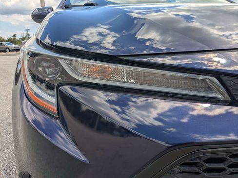 Used 2021 Toyota Corolla LE FWD image 10