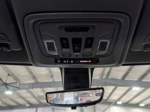 Used 2020 GMC Sierra 3500 Denali w/ Denali Ultimate Package AWD/4WD image 12