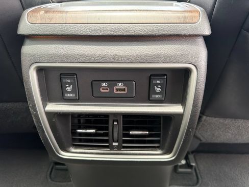 Used 2019 Nissan Murano Platinum w/ Cargo Package AWD/4WD image 36