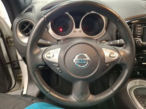 Used 2015 Nissan Juke SV AWD/4WD image 19