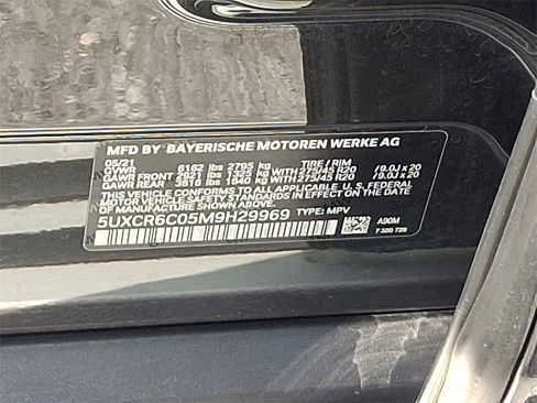 Used 2021 BMW X5 xDrive40i w/ Premium Package 2 image 29