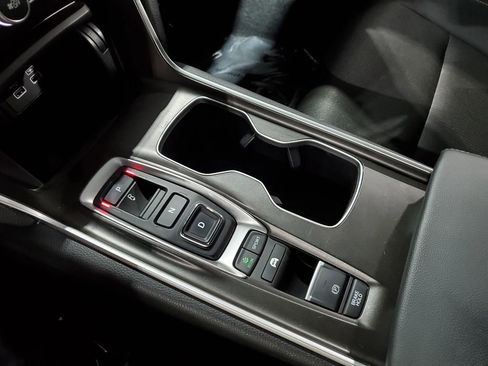 Used 2022 Honda Accord Sport image 34