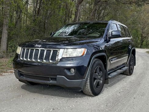 Used 2013 Jeep Grand Cherokee Laredo w/ Laredo E Group RWD image 1