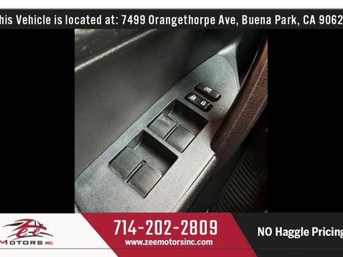 Used 2015 Toyota Corolla S FWD image 38