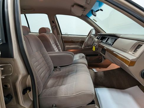 Used 1993 Mercury Grand Marquis GS image 18