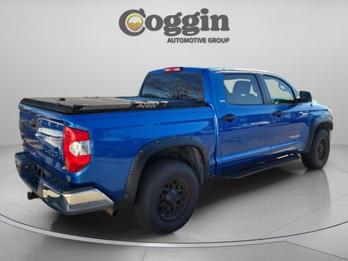 Used 2018 Toyota Tundra SR5 image 4