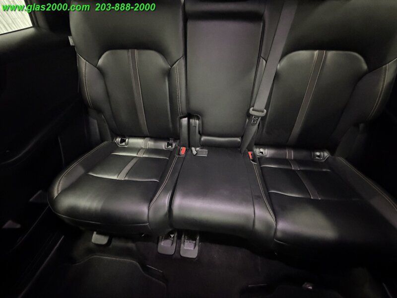 Used 2024 MAZDA CX-90 3.3 Turbo w/ Select Package AWD/4WD image 24