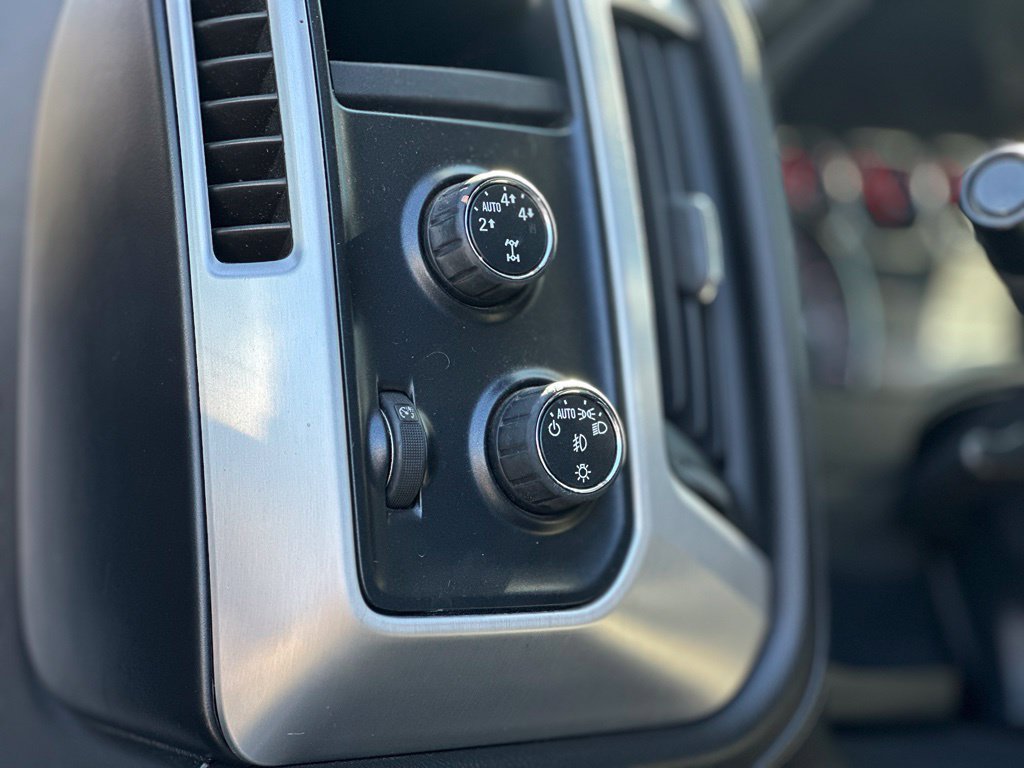 Used 2014 GMC Sierra 1500 SLE w/ SLE Value Package AWD/4WD image 17
