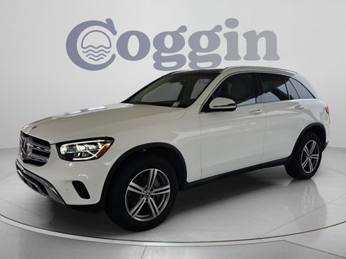 Used 2022 Mercedes-Benz GLC 300 image 1