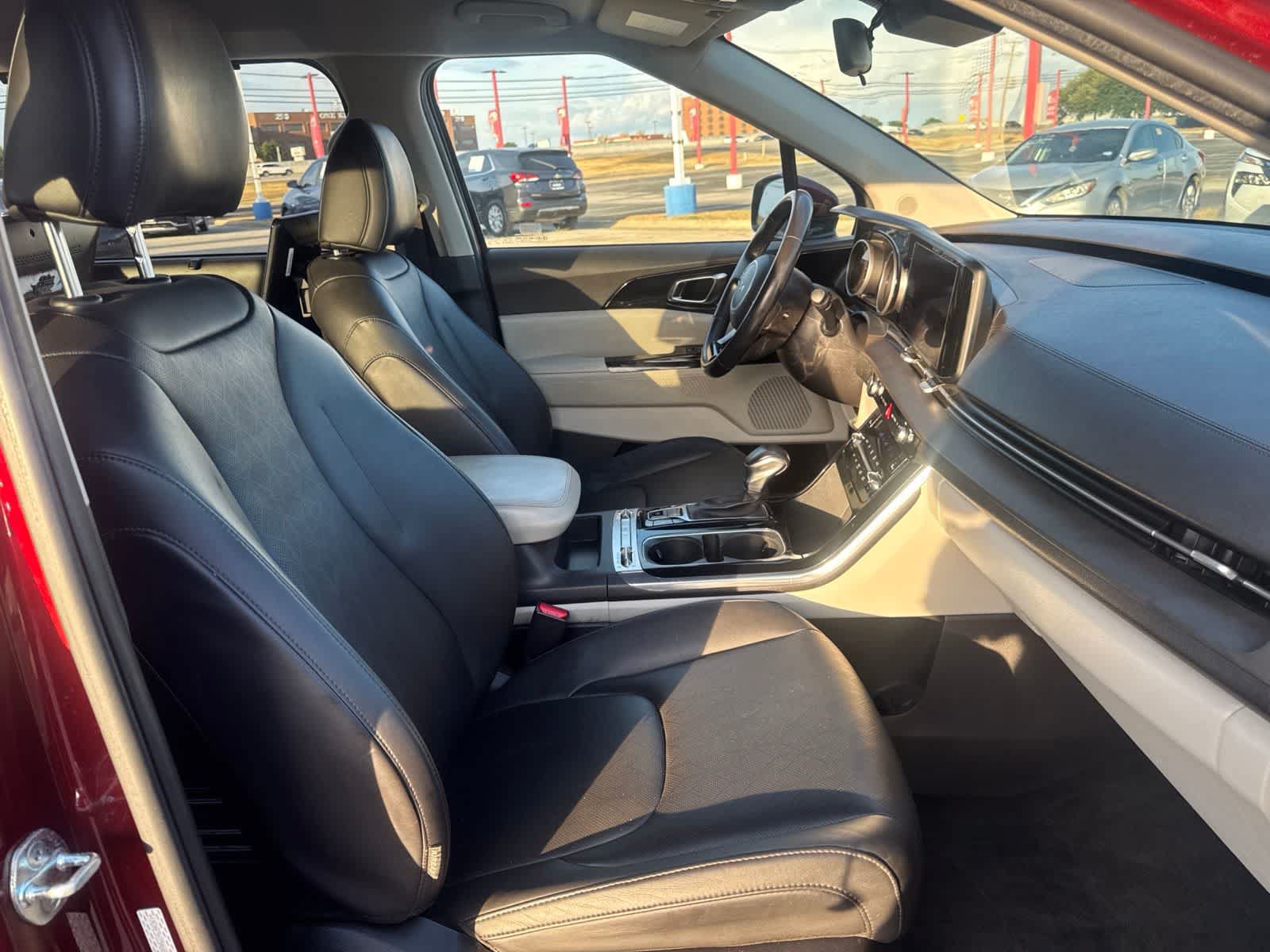 Used 2022 Kia Carnival SX FWD image 24