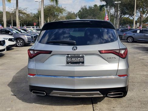 Used 2026 Acura MDX w/ Technology Package image 6