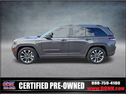 Certified 2022 Jeep Grand Cherokee Overland w/ Luxury Tech Group IV image 5