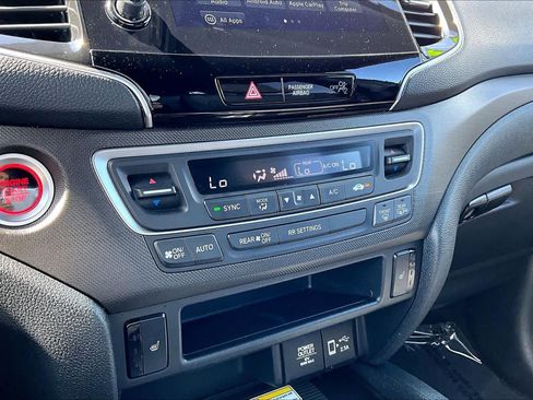 Used 2023 Honda Passport TrailSport image 35
