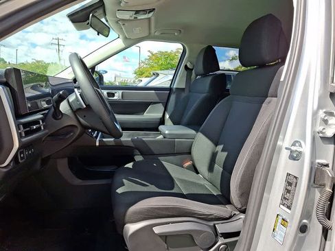 Used 2024 Hyundai Santa Fe SE FWD image 13