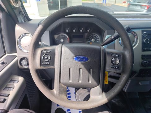 Used 2015 Ford F350 XLT w/ XTR Package image 14