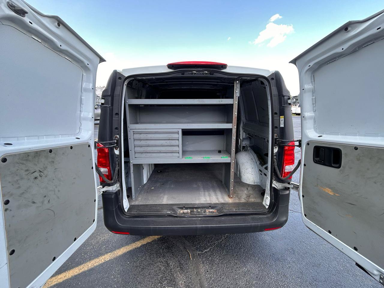 Used 2016 Mercedes-Benz Metris image 10