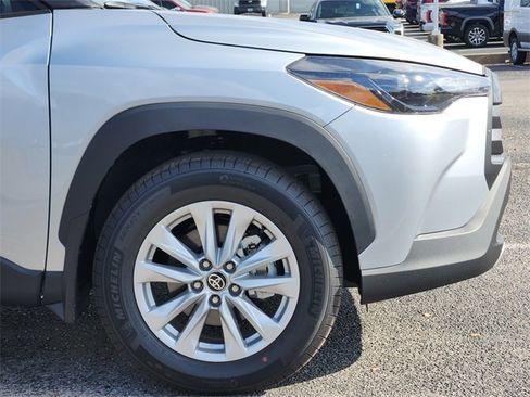 New 2026 Toyota Corolla Cross LE image 5