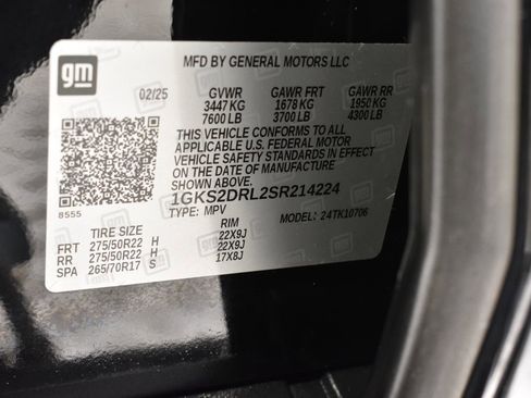 Used 2025 GMC Yukon Denali w/ Sun & Power Step Package image 41