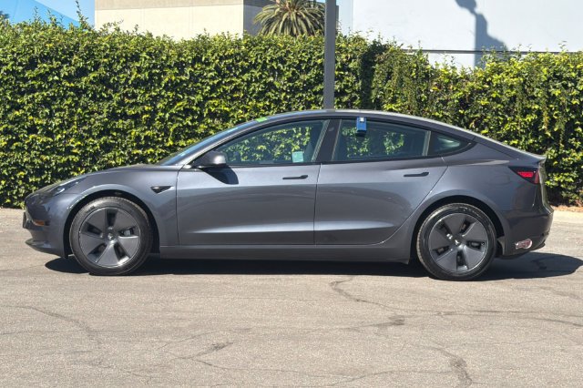 Used 2023 Tesla Model 3 Standard Range RWD image 7