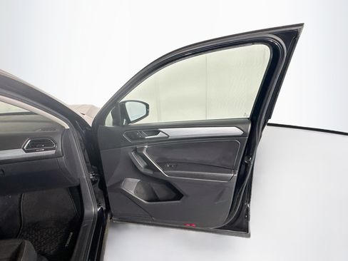 Used 2022 Volkswagen Tiguan S FWD image 29