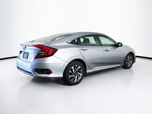 Used 2016 Honda Civic EX image 9