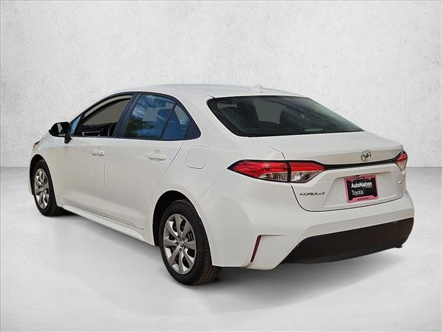 Used 2025 Toyota Corolla LE FWD image 7