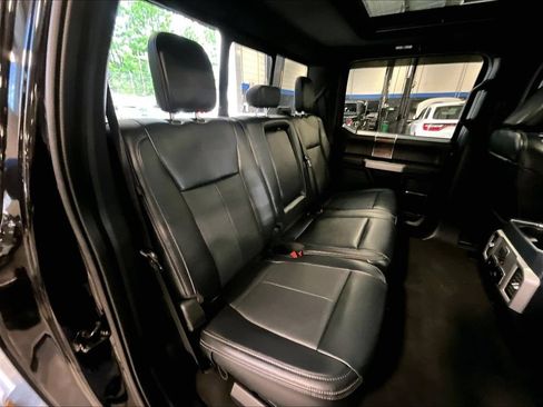 Used 2022 Ford F250 Lariat w/ Lariat Ultimate Package AWD/4WD image 16