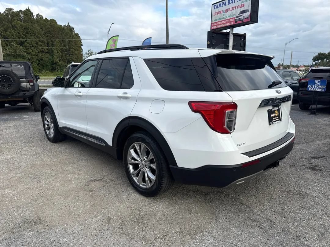 Used 2021 Ford Explorer XLT w/ Equipment Group 202A RWD image 7
