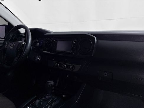 Used 2019 Toyota Tacoma SR image 23