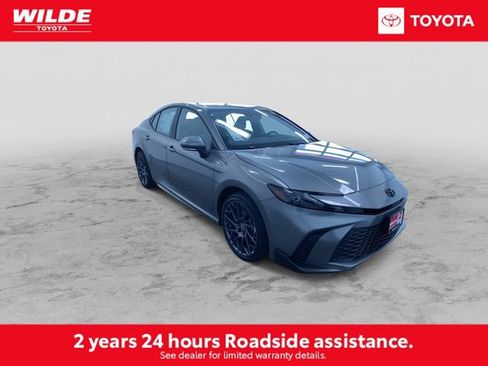 New 2026 Toyota Camry SE image 3