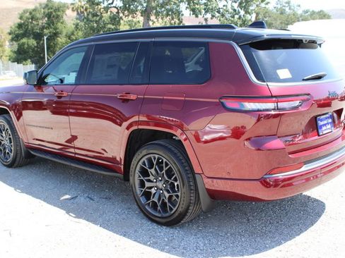 New 2026 Jeep Grand Cherokee L Summit w/ Obsidian Package AWD/4WD image 6