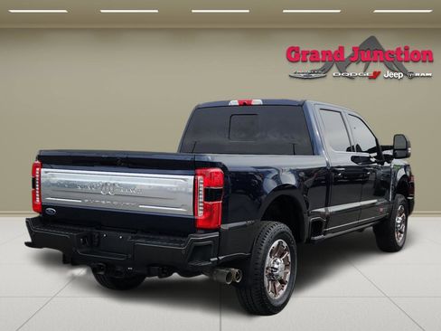 Used 2024 Ford F250 King Ranch image 4