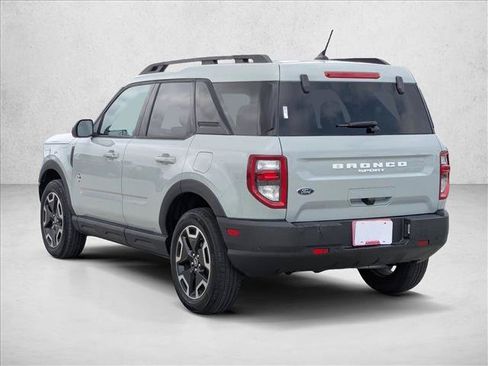 Used 2023 Ford Bronco Sport Outer Banks w/ Tech Package AWD/4WD image 7