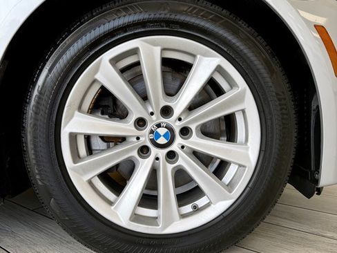 Used 2015 BMW 528i Sedan RWD image 19