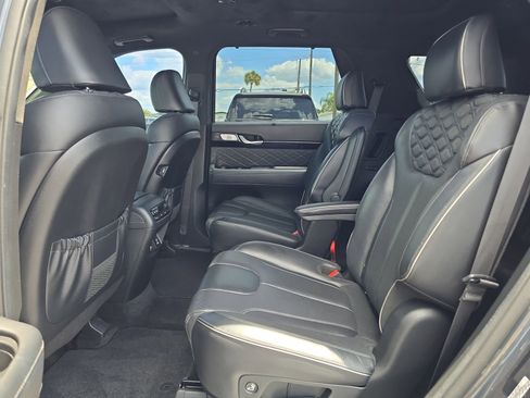 Used 2020 Hyundai Palisade Limited FWD image 13