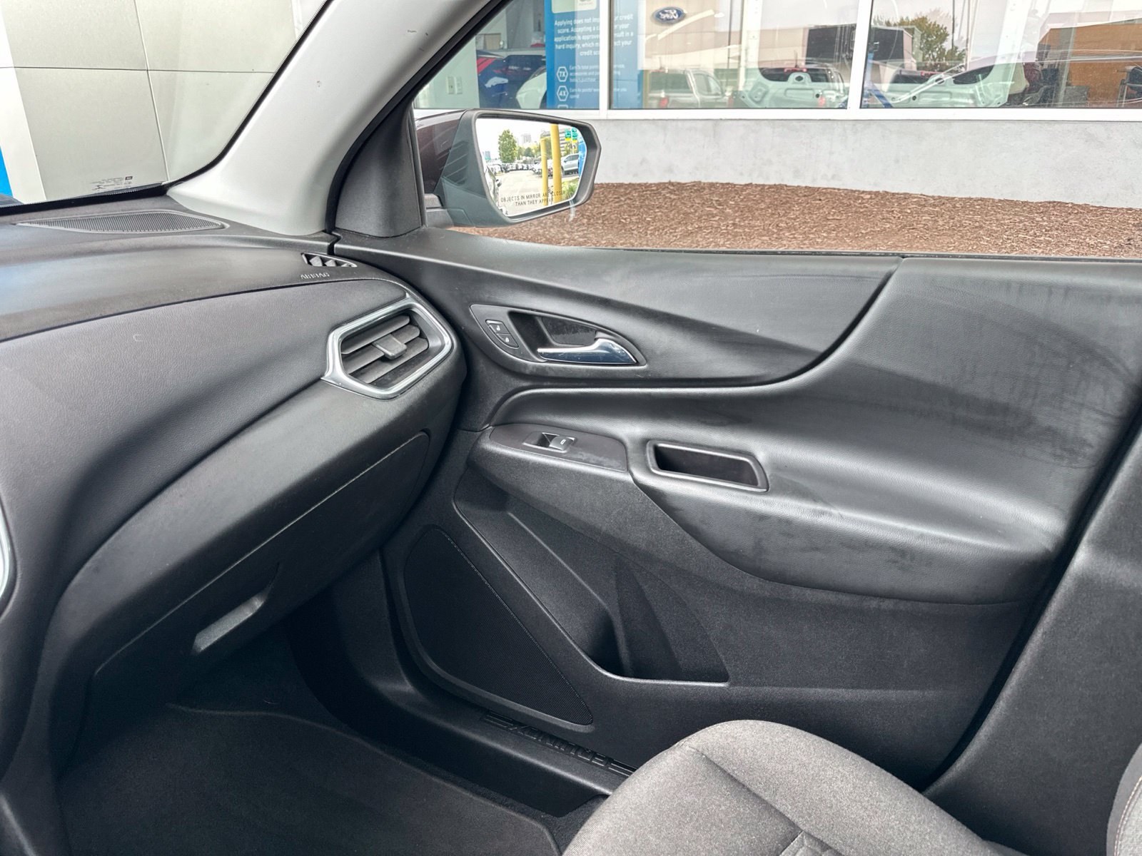 Used 2020 Chevrolet Equinox LT AWD/4WD image 34
